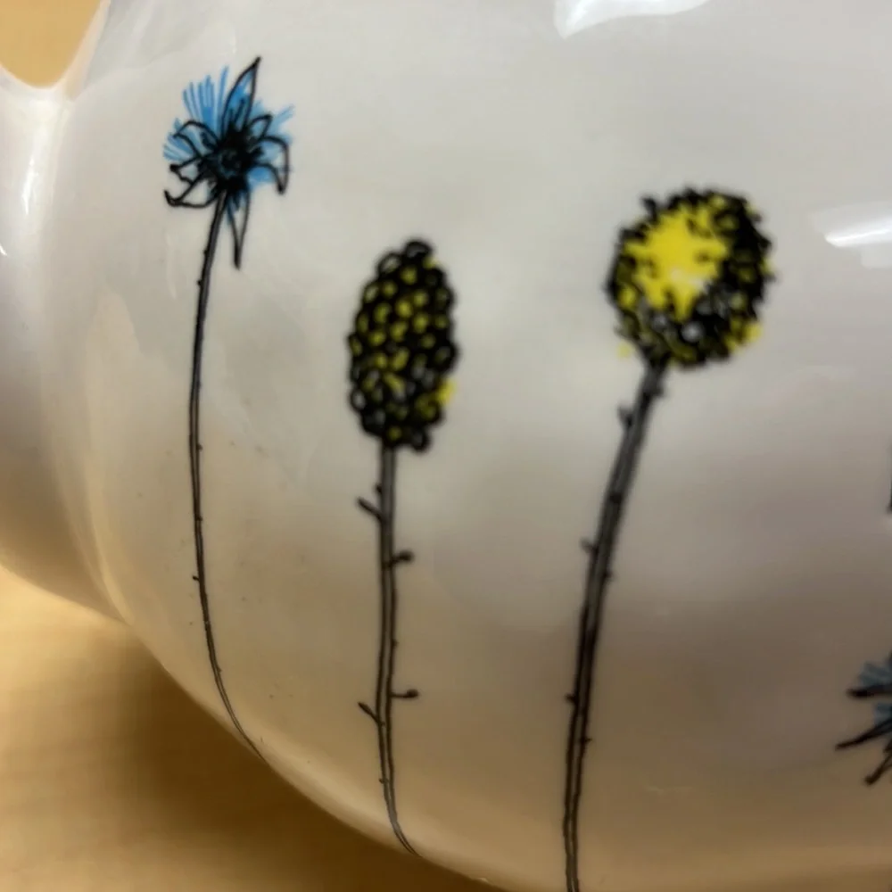 Rae Dunn HOME‎ dimpled teapot